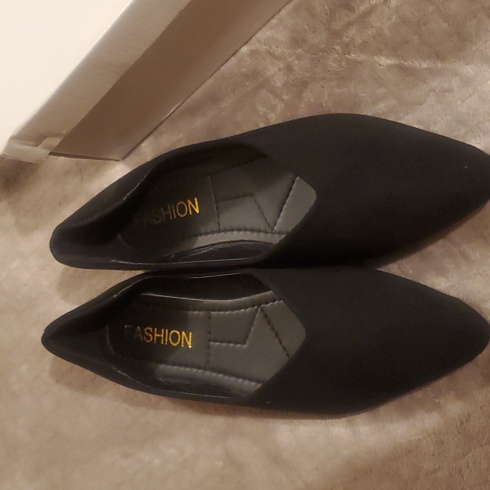 Black flats